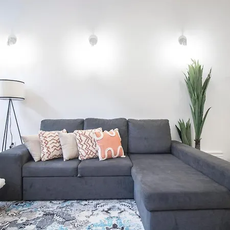 Апартаменты Wonderful Downtown Studio By Lovelystay Порту